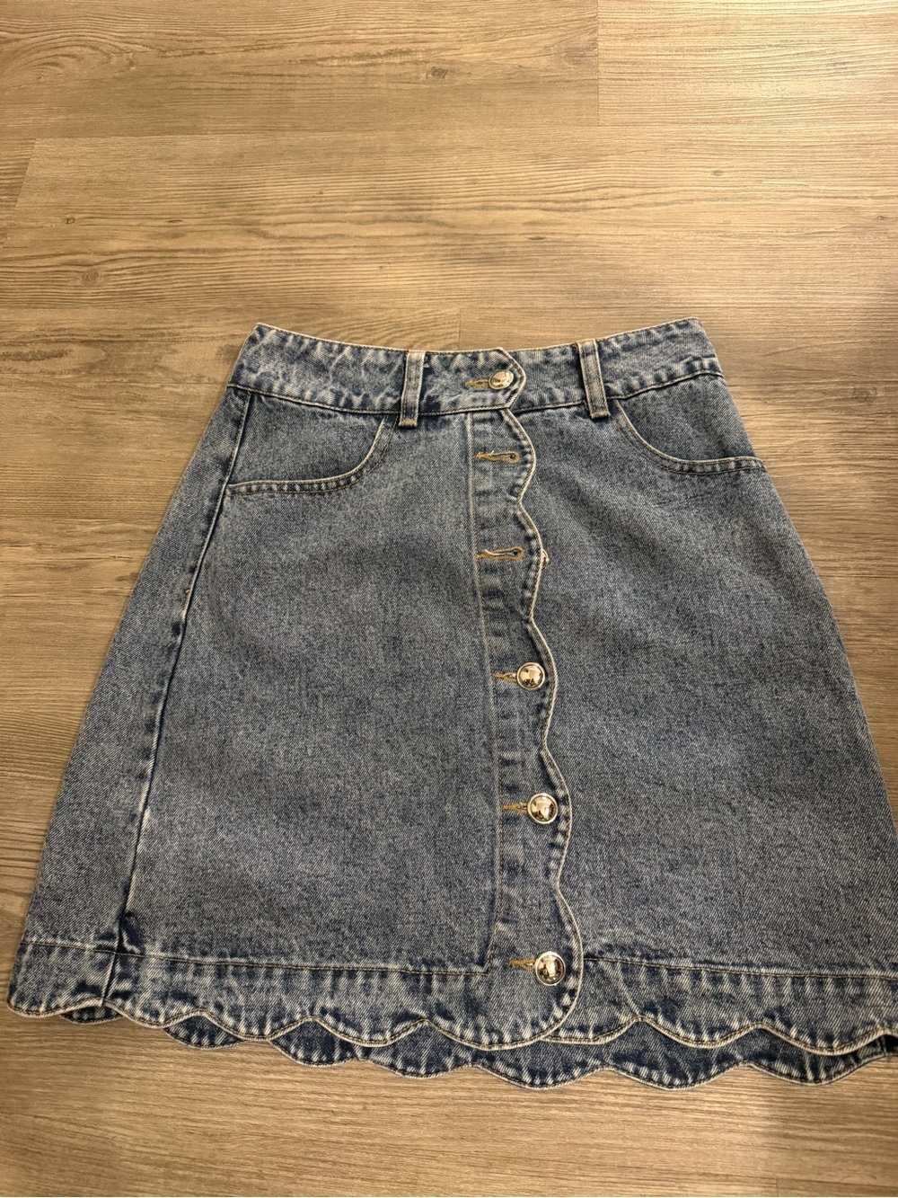 Denim Scallop-Trim Button-Front Skirt - Size S